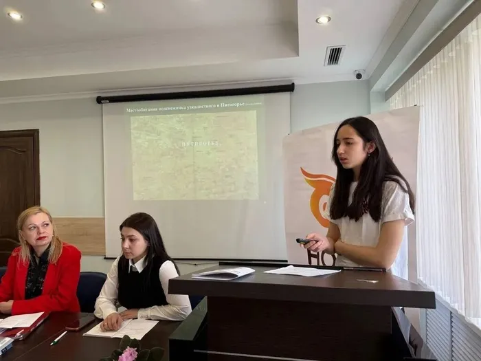 ndyzJqpBSX_FZB7obYPfiINLwESVGQm9eyBvch5I4OwXzANczGWRbQrAsaD3az6djdZYoecToPYxUVD